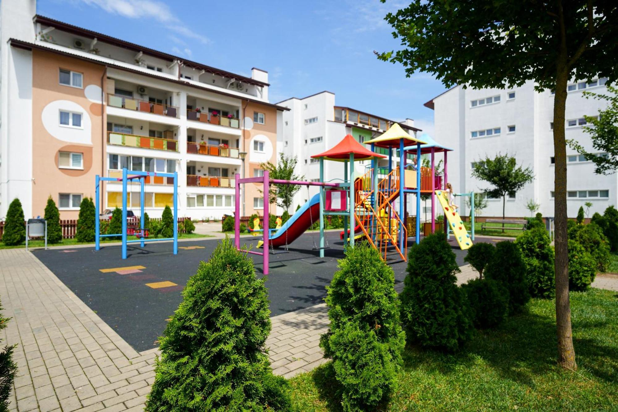 Hunyadi Budget Ciresica Sibiu Luaran gambar