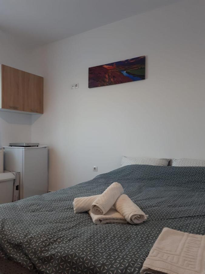 Hunyadi Budget Ciresica Sibiu Luaran gambar